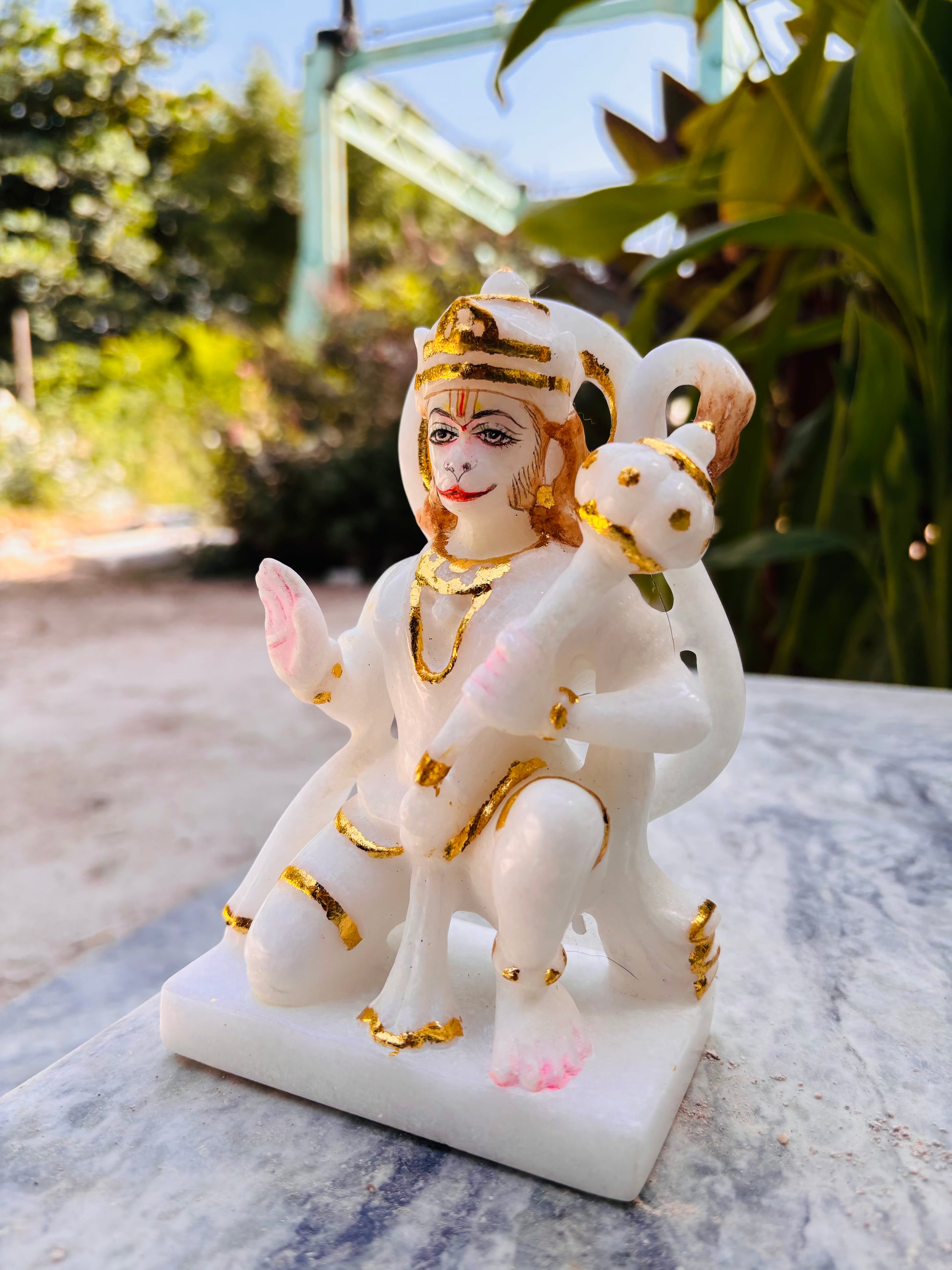 ASHIRWAD HANUMAN JI IN WHITE AMBAJI MARBLE ( SIZE - 6 X 4 X 2.5 IN)